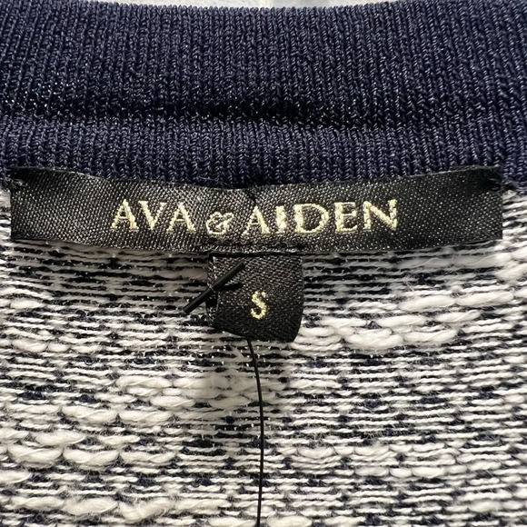 Ava & Aiden Button up Cardigan Dress. Size Small. NWT. - Picture 7 of 10